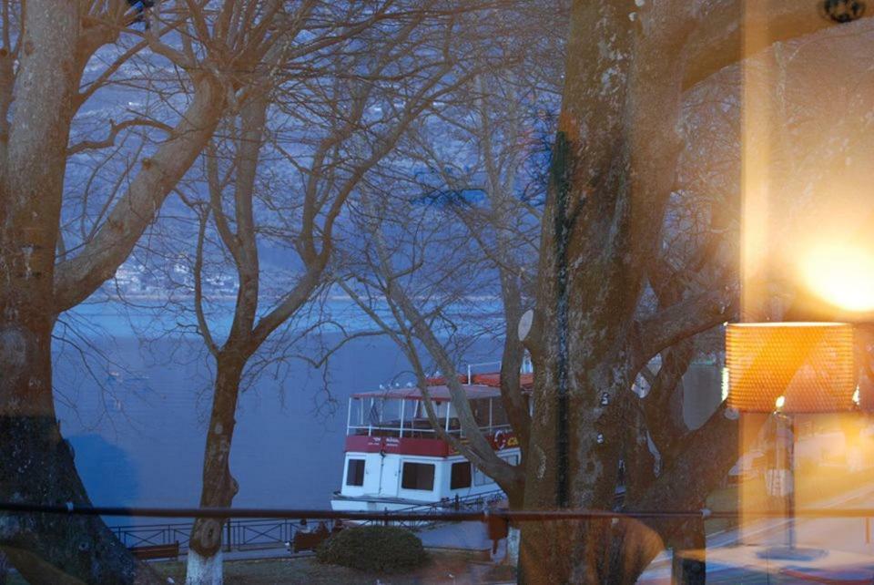 Lake View Apartment Giannina Esterno foto